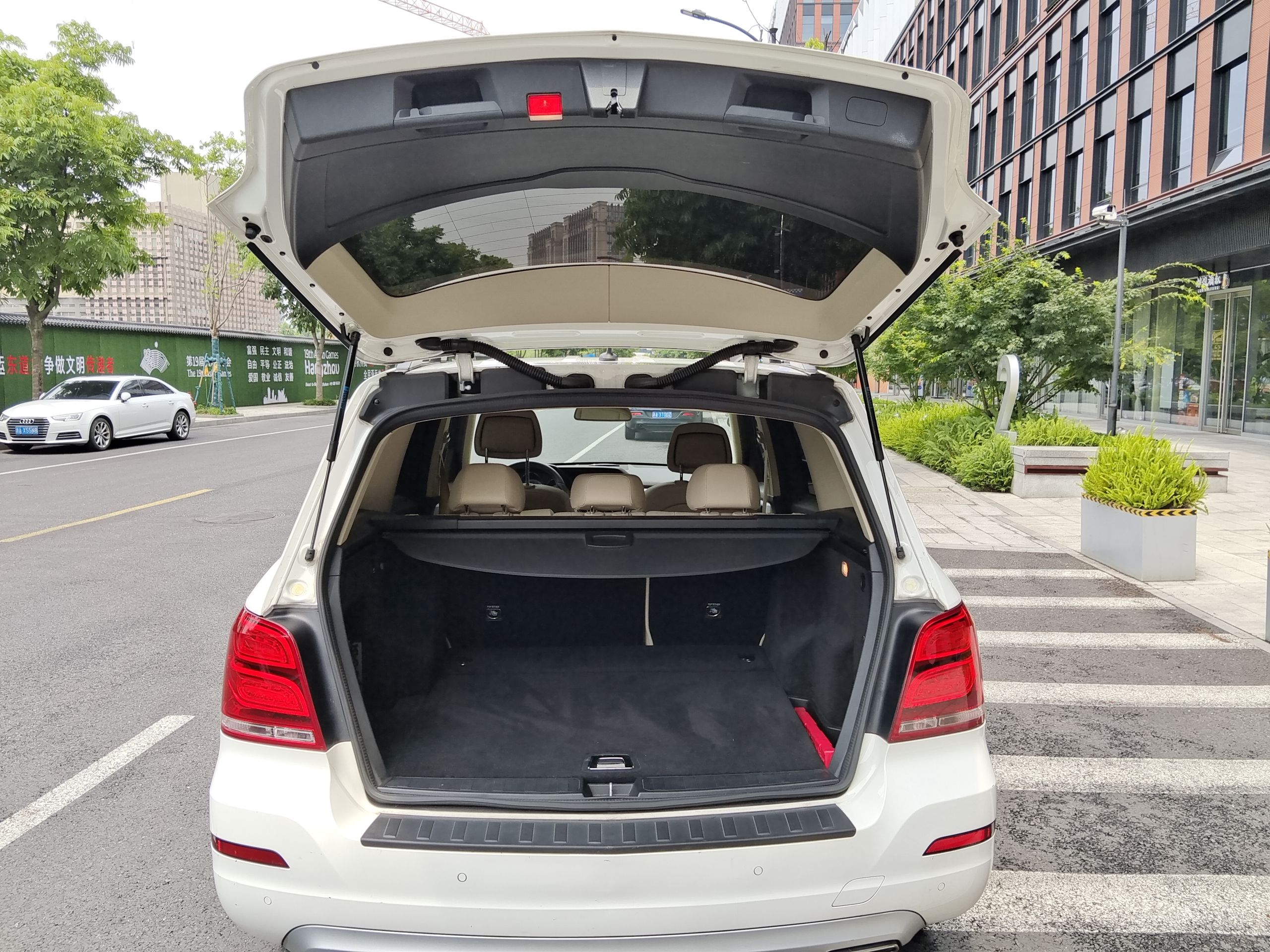 奔驰GLK级 2013款 GLK 300 4MATIC 动感型