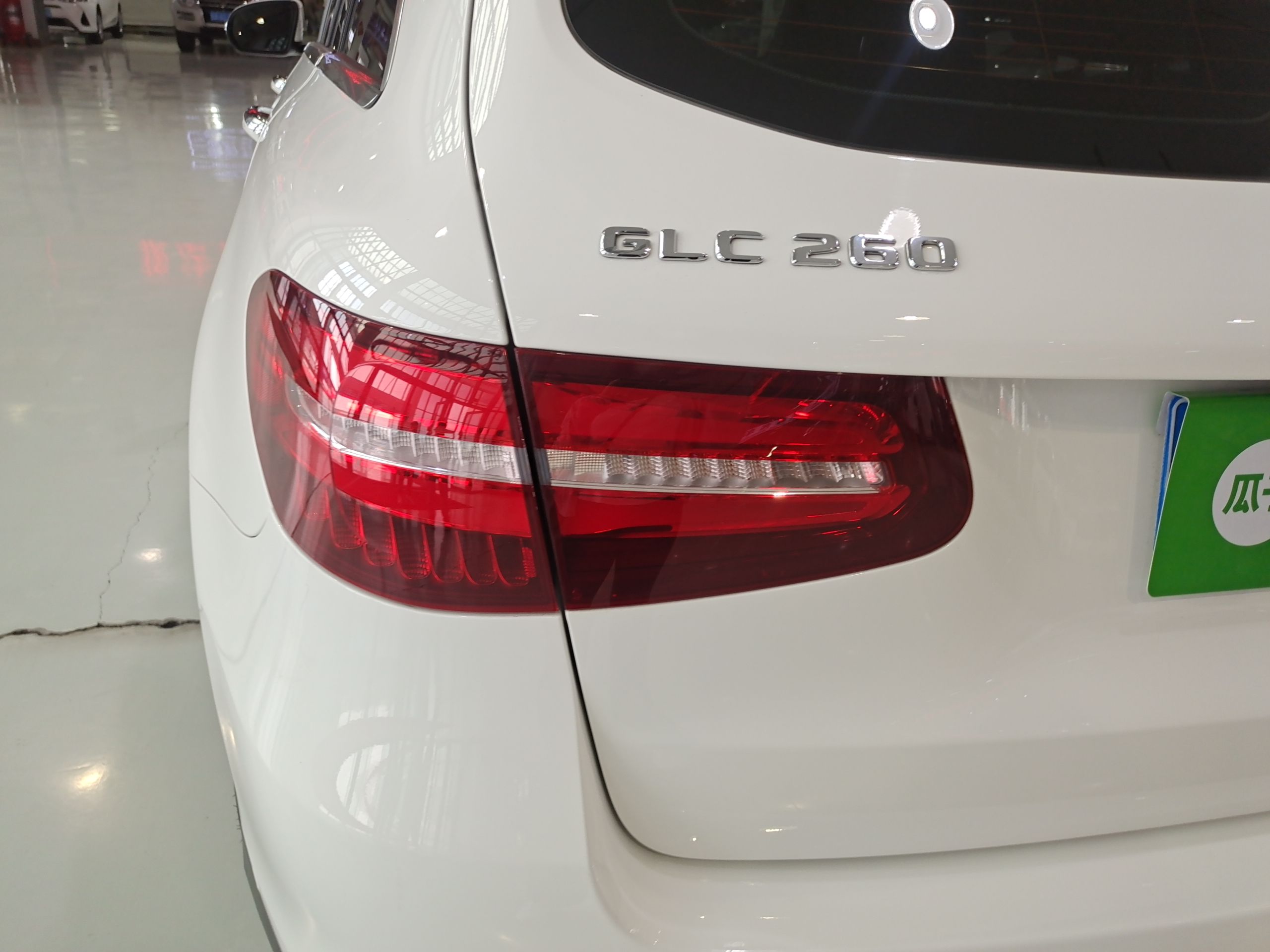 奔驰GLC级 2018款 改款 GLC 260 4MATIC 动感型