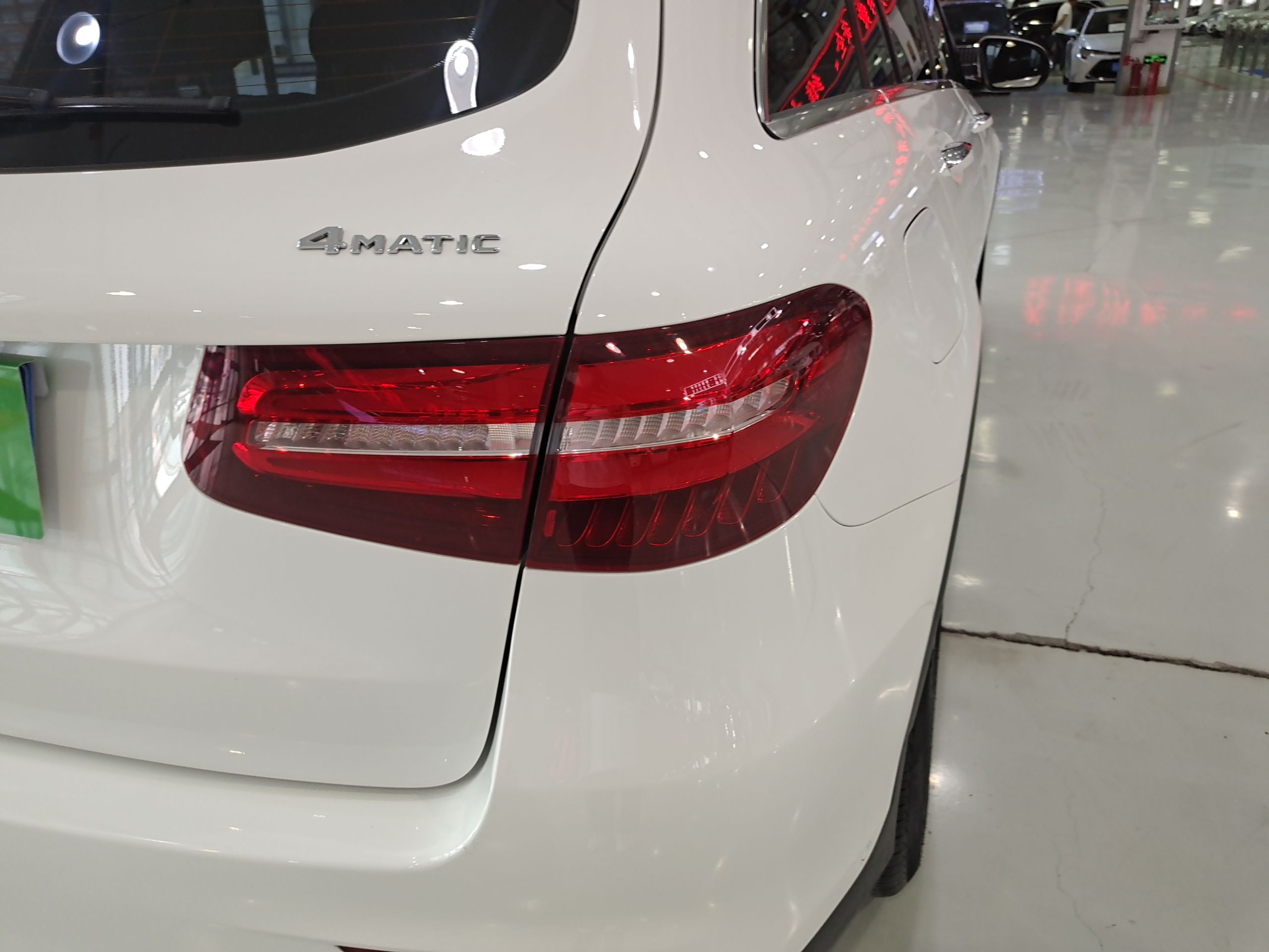 奔驰GLC级 2018款 改款 GLC 260 4MATIC 动感型