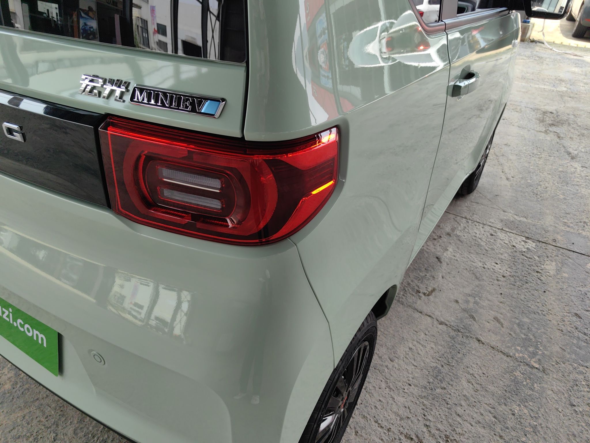 五菱汽车 宏光MINI EV 2021款 马卡龙臻享款 磷酸铁锂