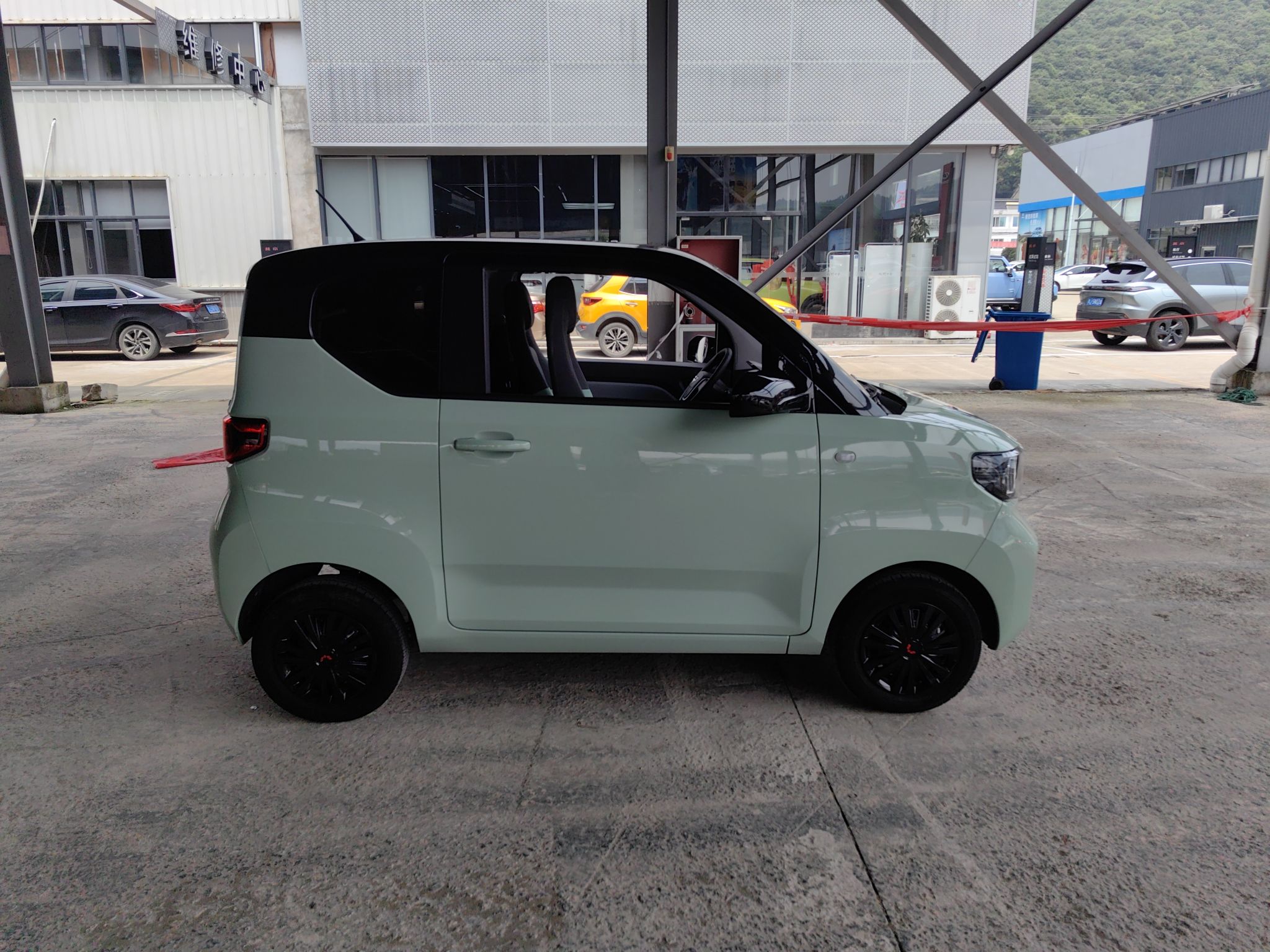 五菱汽车 宏光MINI EV 2021款 马卡龙臻享款 磷酸铁锂