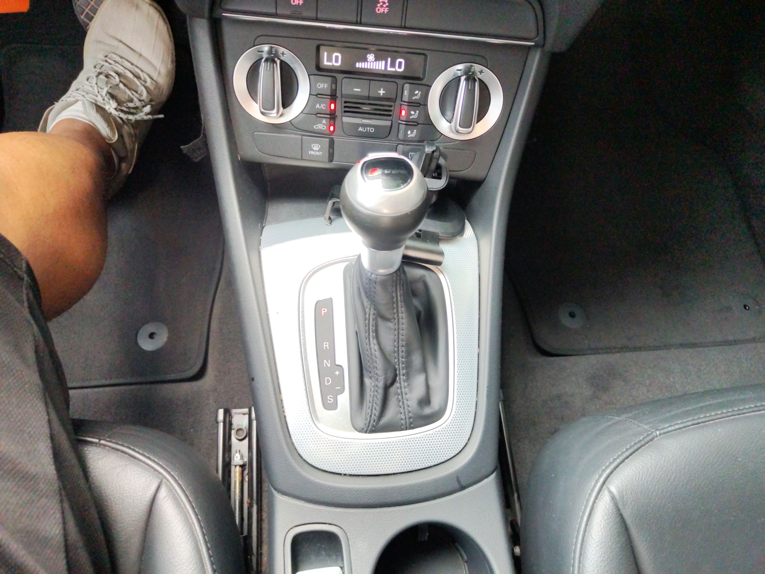 奥迪Q3 2015款 30 TFSI 舒适型