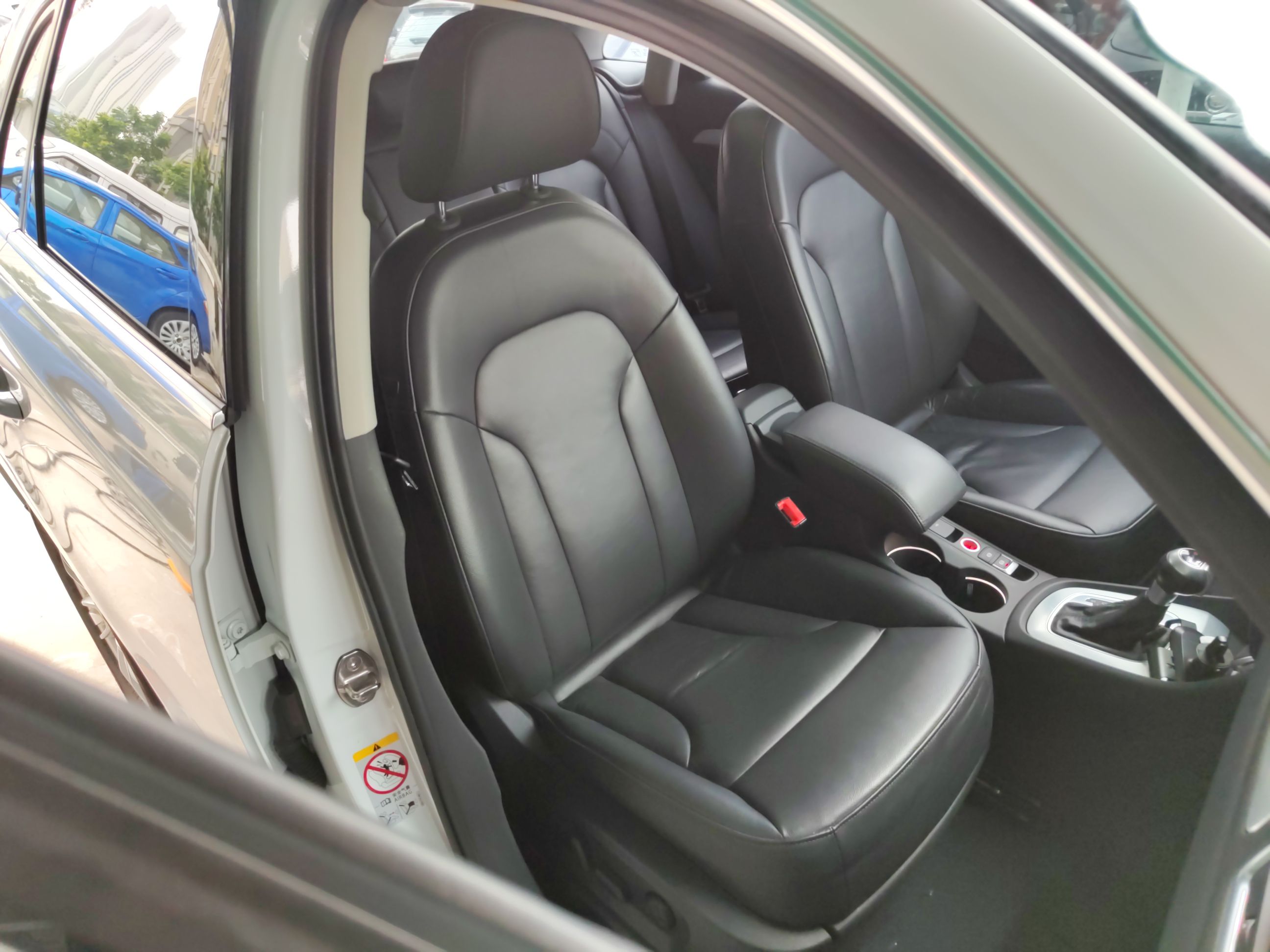 奥迪Q3 2015款 30 TFSI 舒适型