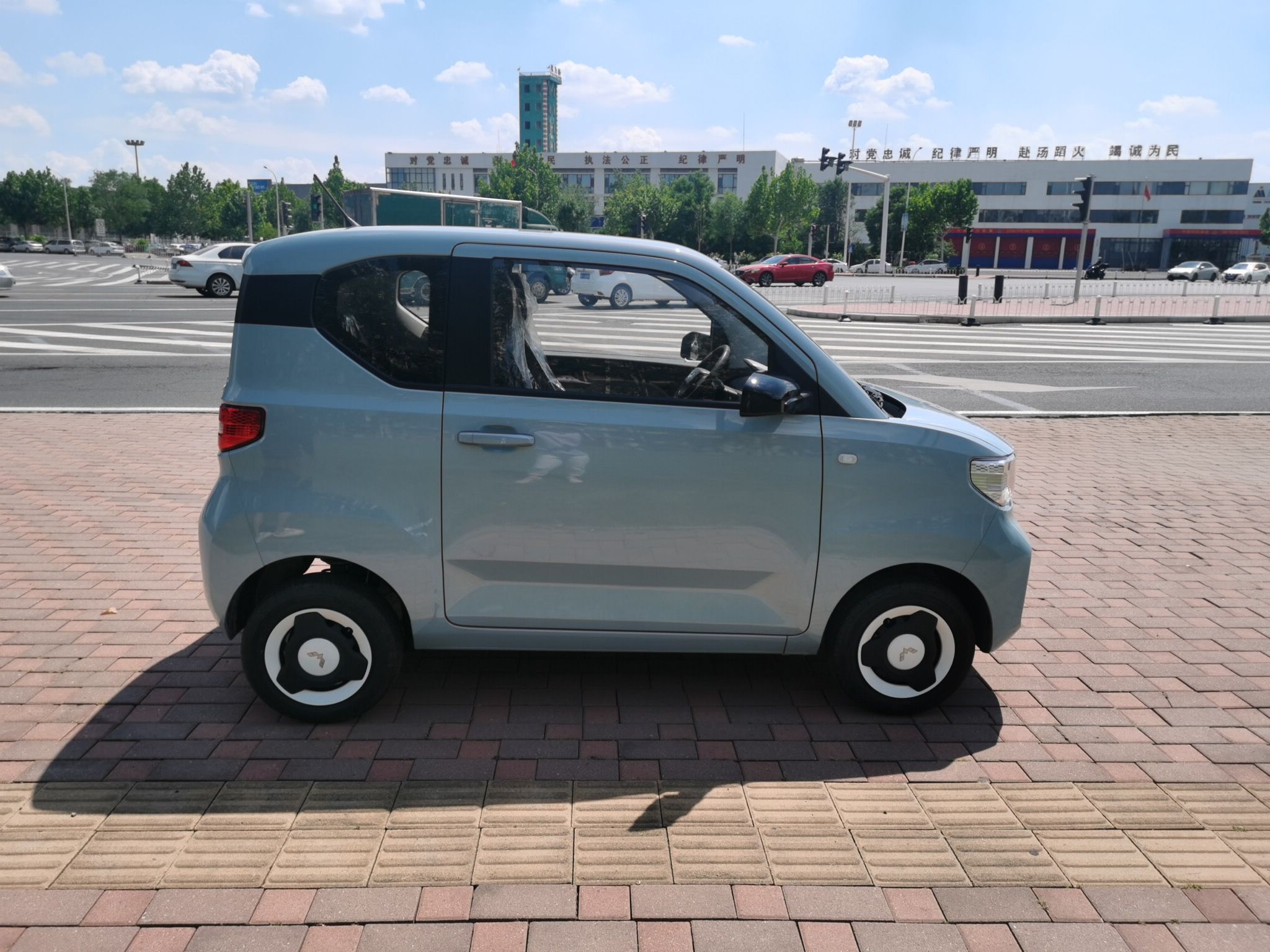 五菱汽车 宏光MINI EV 2022款 轻松款 磷酸铁锂