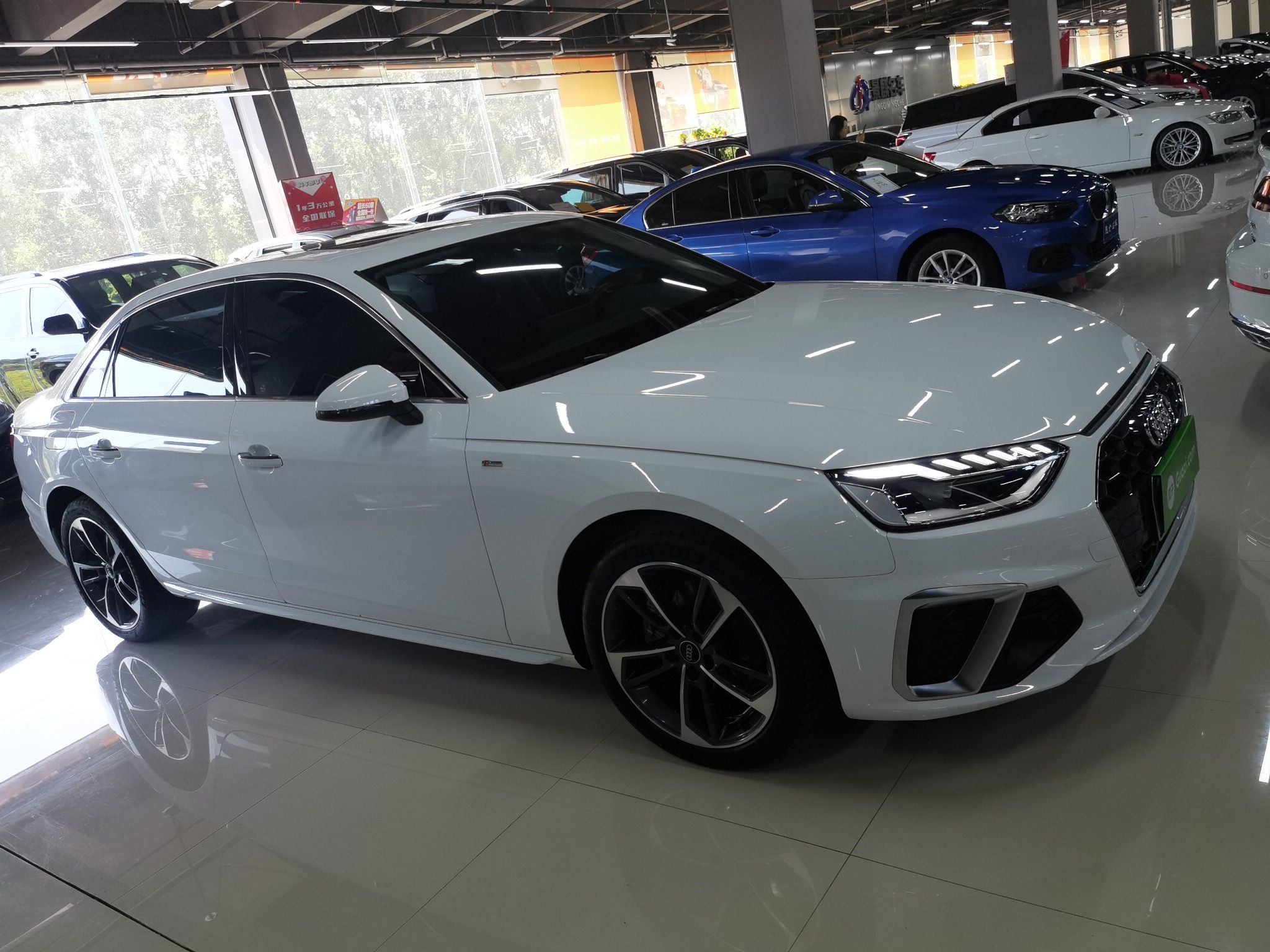 奥迪A4L 2022款 40 TFSI 时尚动感型