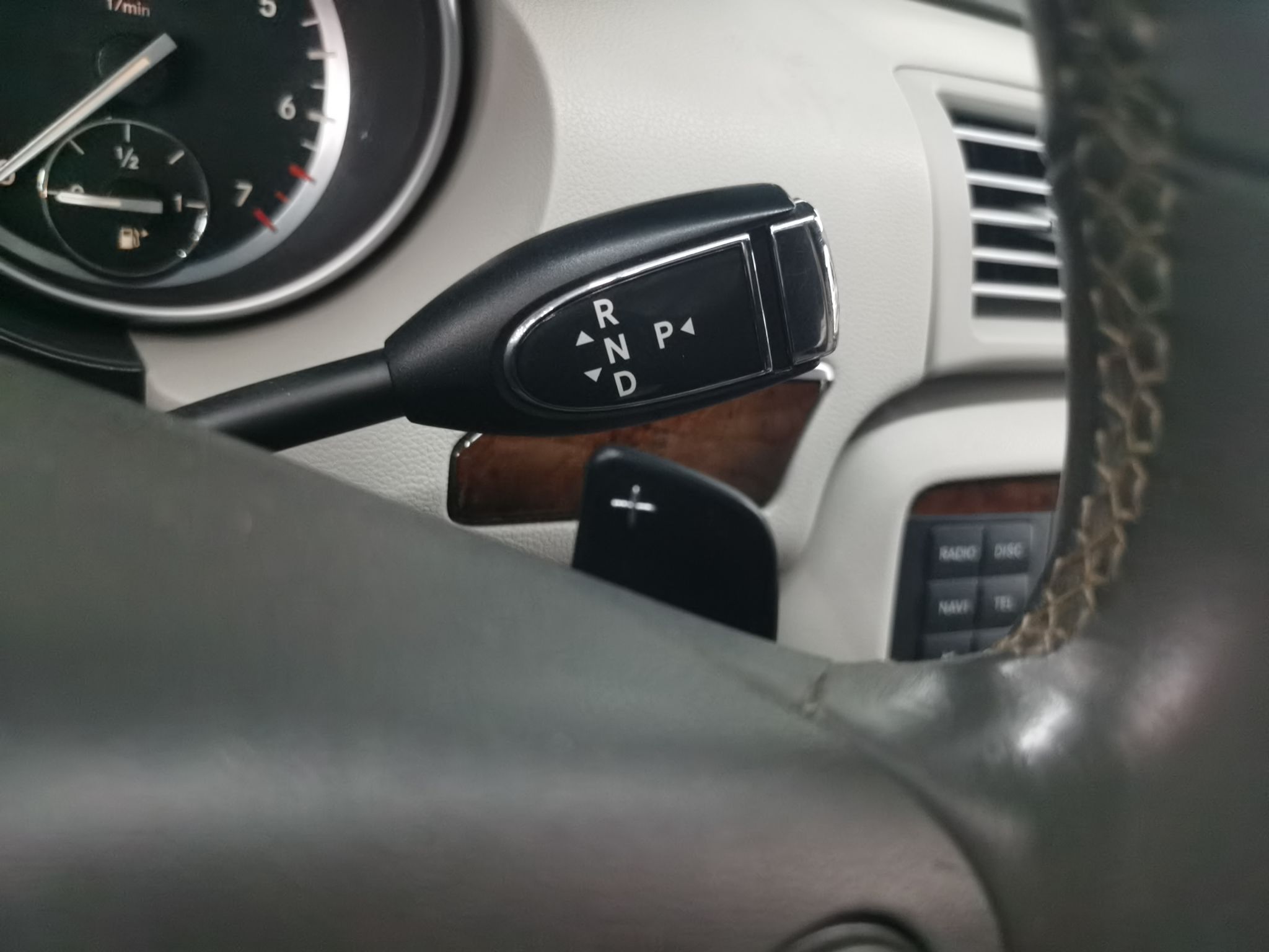 奔驰R级 2010款 R 350 L 4MATIC(进口)