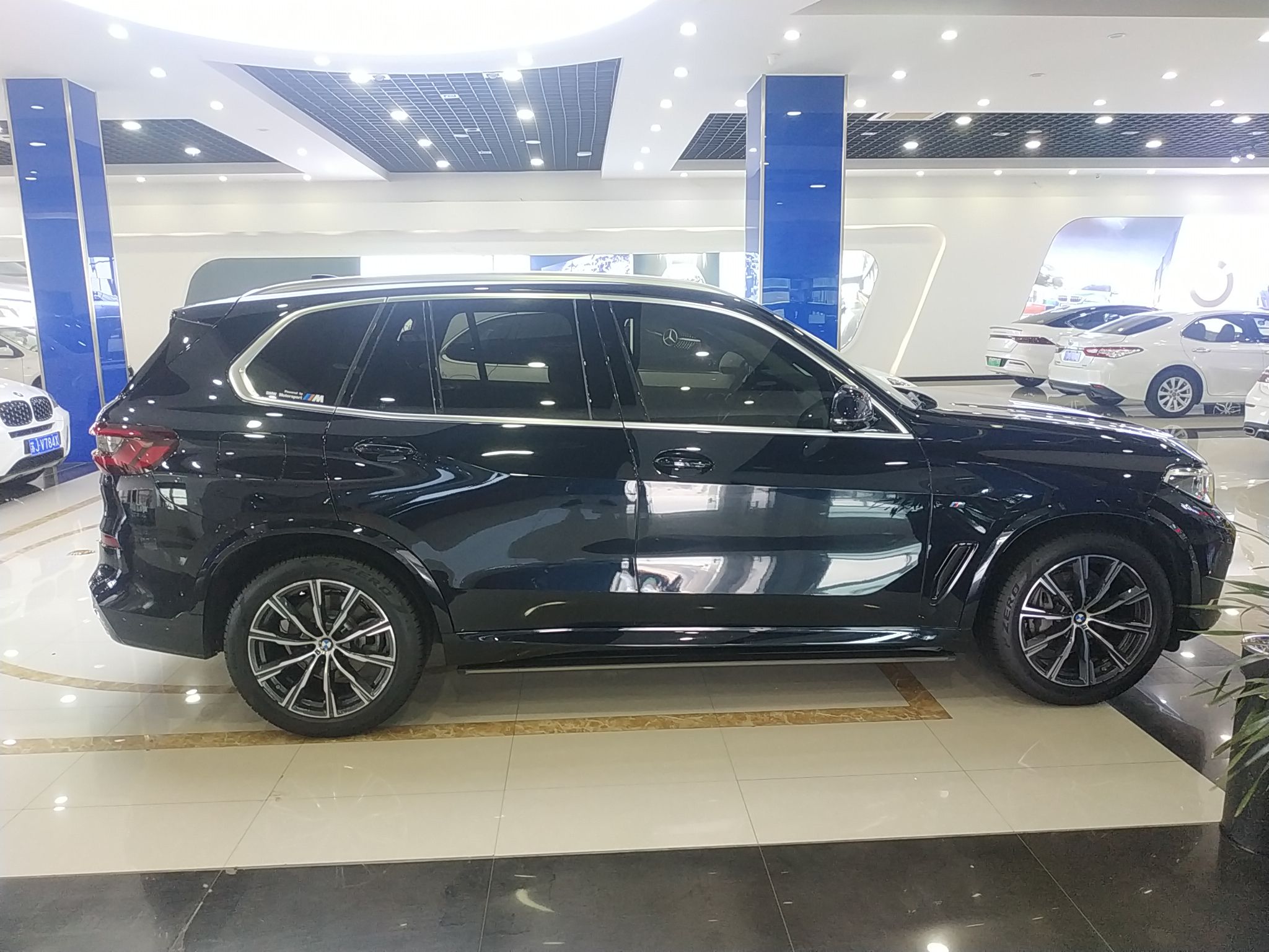 宝马X5 2021款 xDrive40i M运动套装(进口)