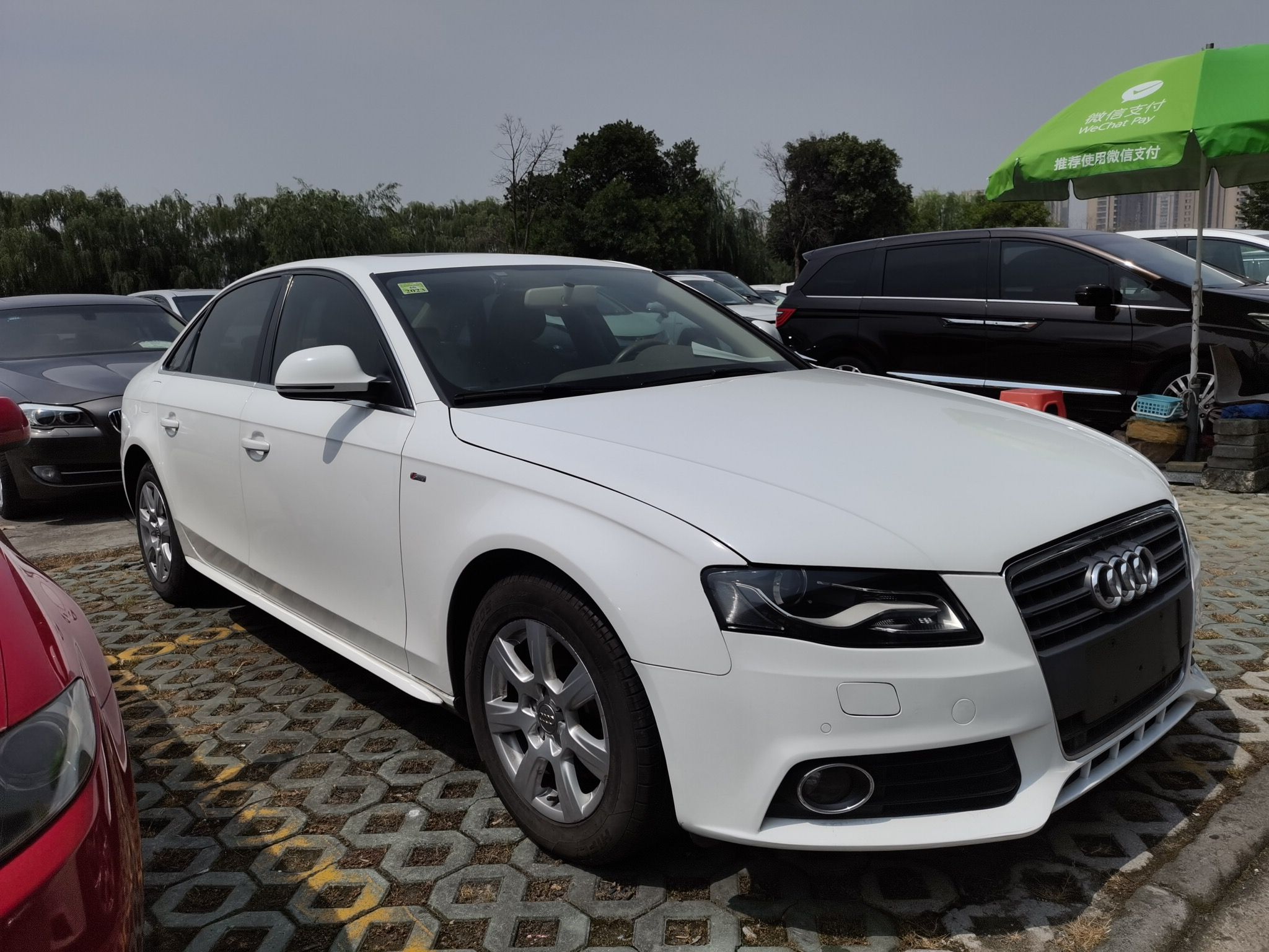 奥迪A4L 2012款 2.0 TFSI 自动标准型