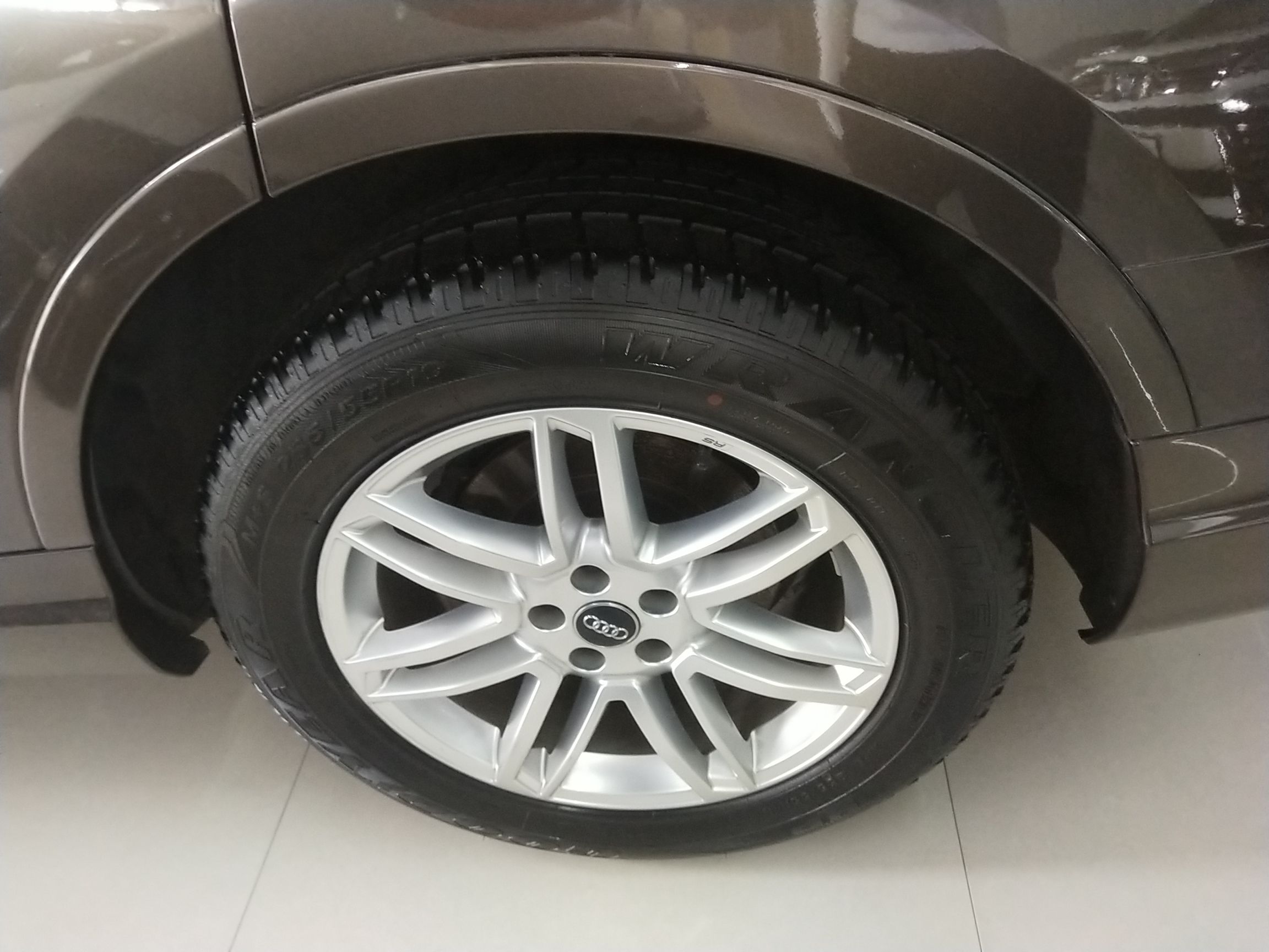 奥迪Q7 2016款 40 TFSI S line运动型(进口)