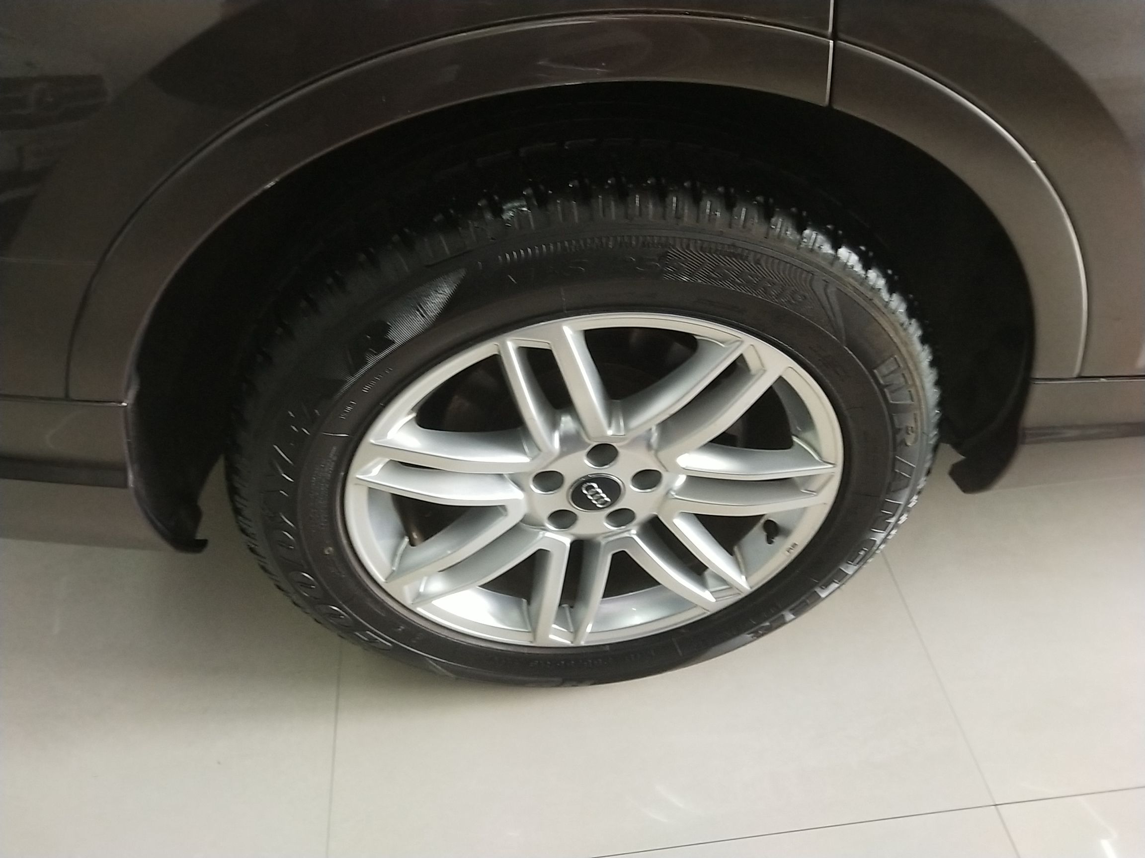 奥迪Q7 2016款 40 TFSI S line运动型(进口)