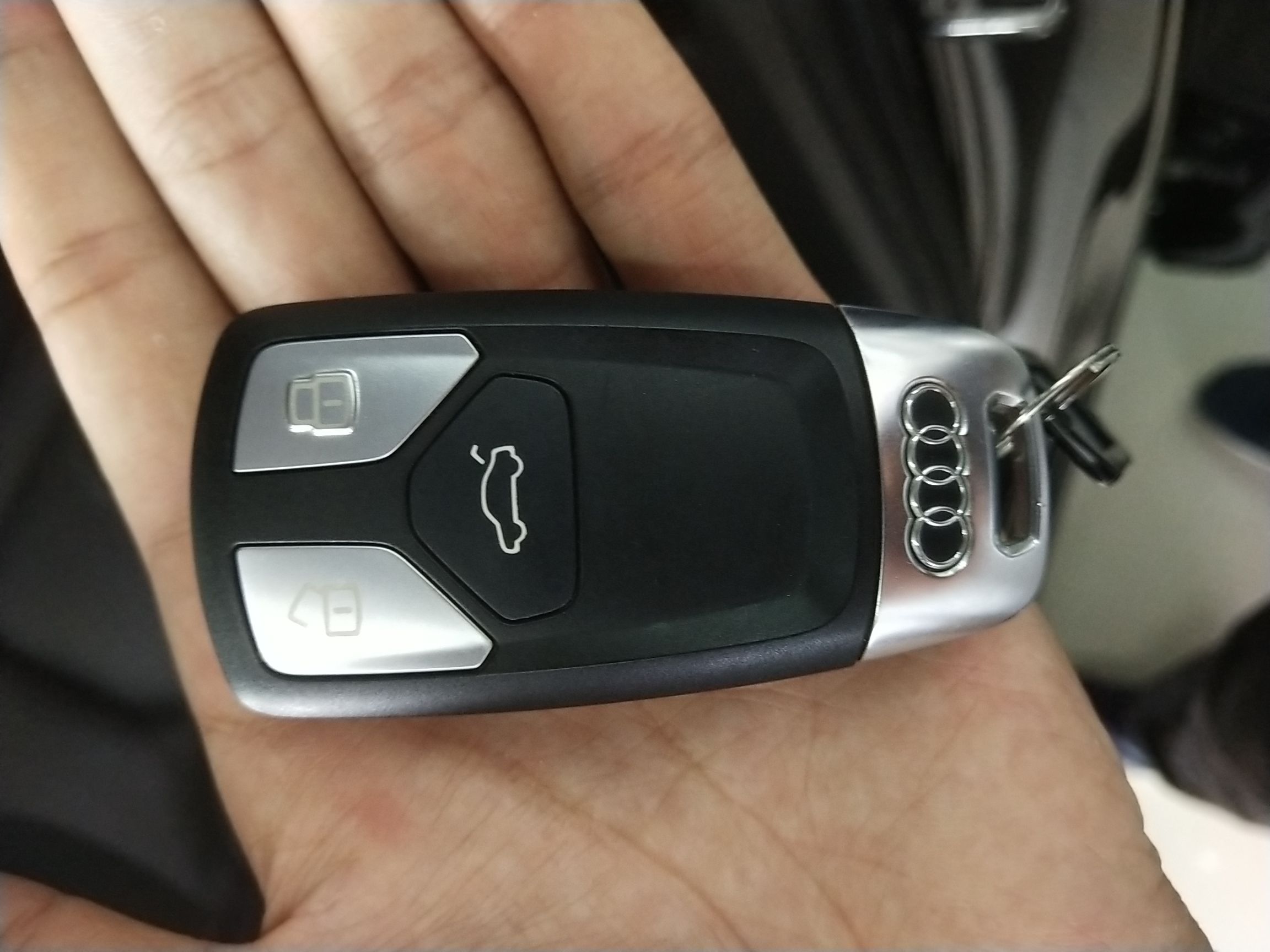 奥迪Q7 2016款 40 TFSI S line运动型(进口)