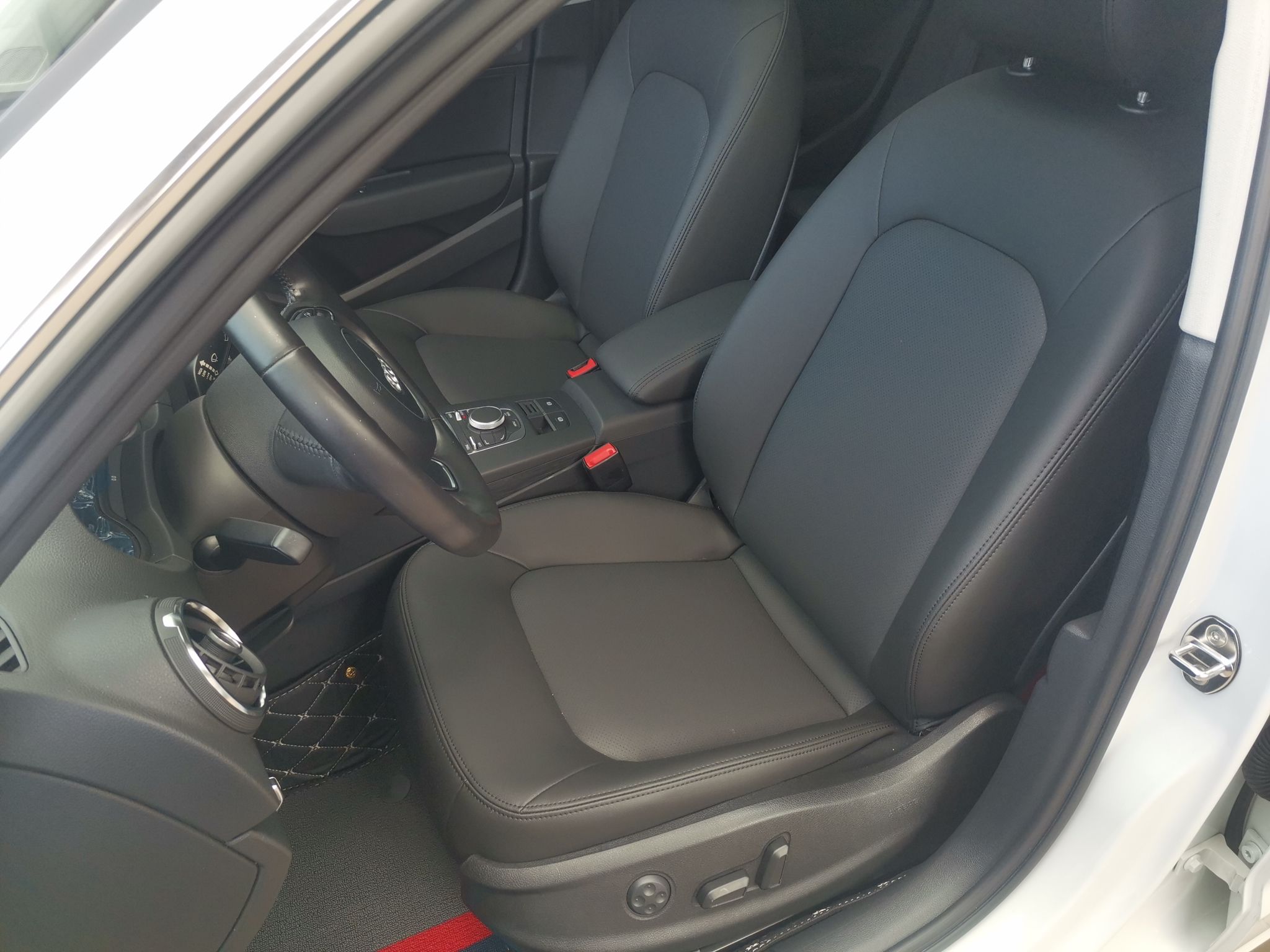 奥迪A3 2014款 Sportback 35 TFSI 自动时尚型