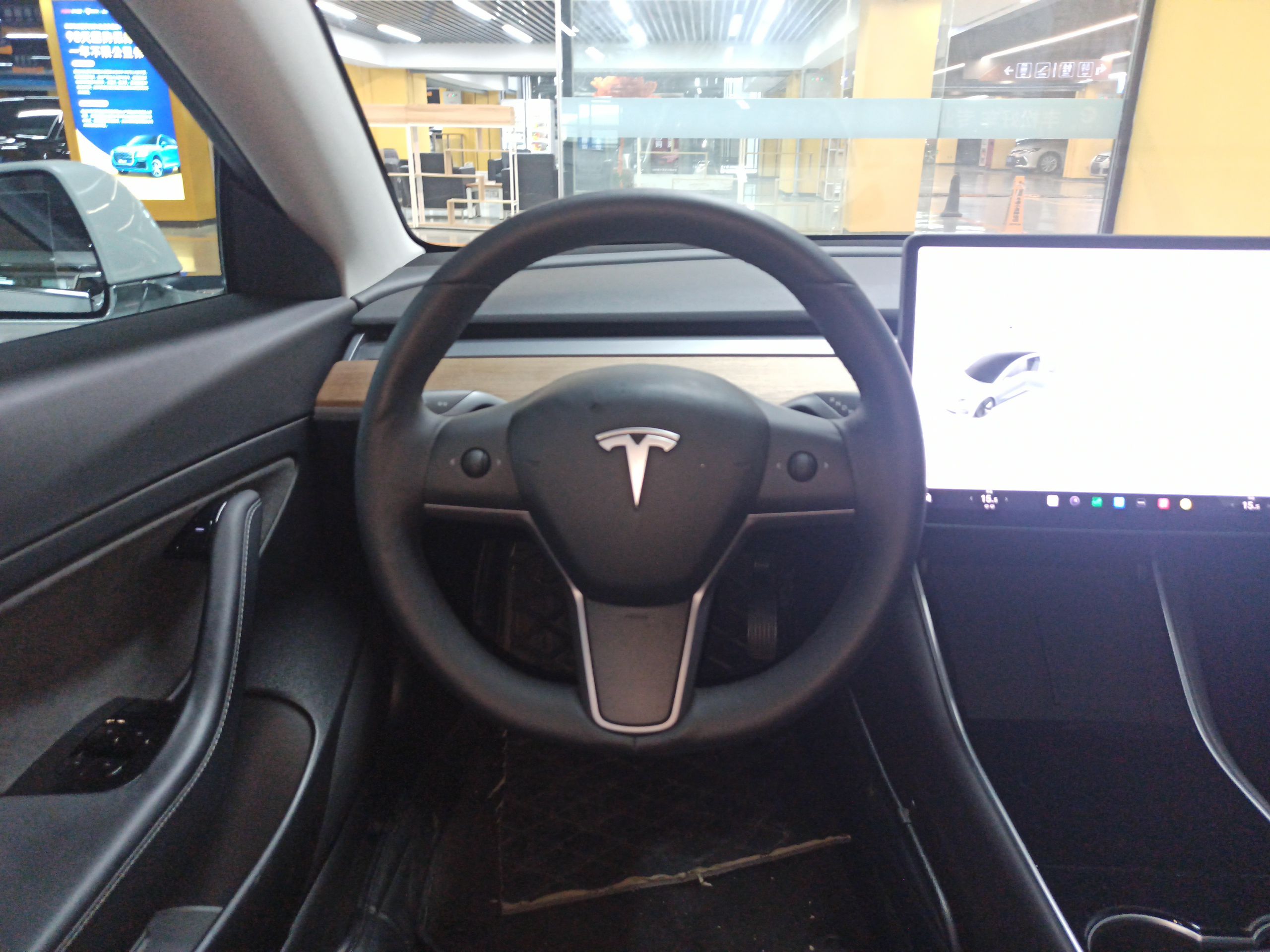 特斯拉 Model 3 2019款 标准续航后驱升级版