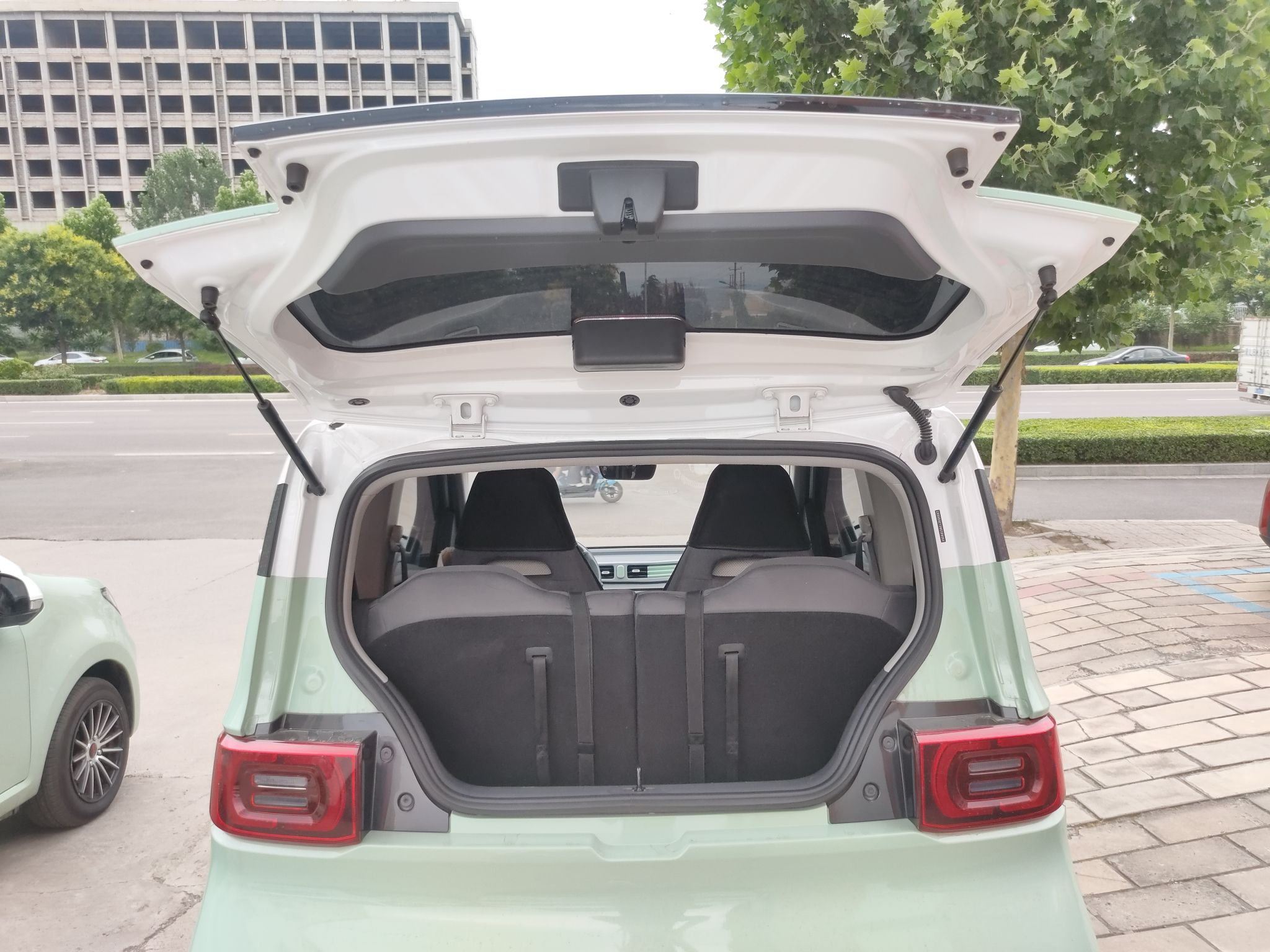 五菱汽车 宏光MINI EV 2021款 马卡龙臻享款 磷酸铁锂