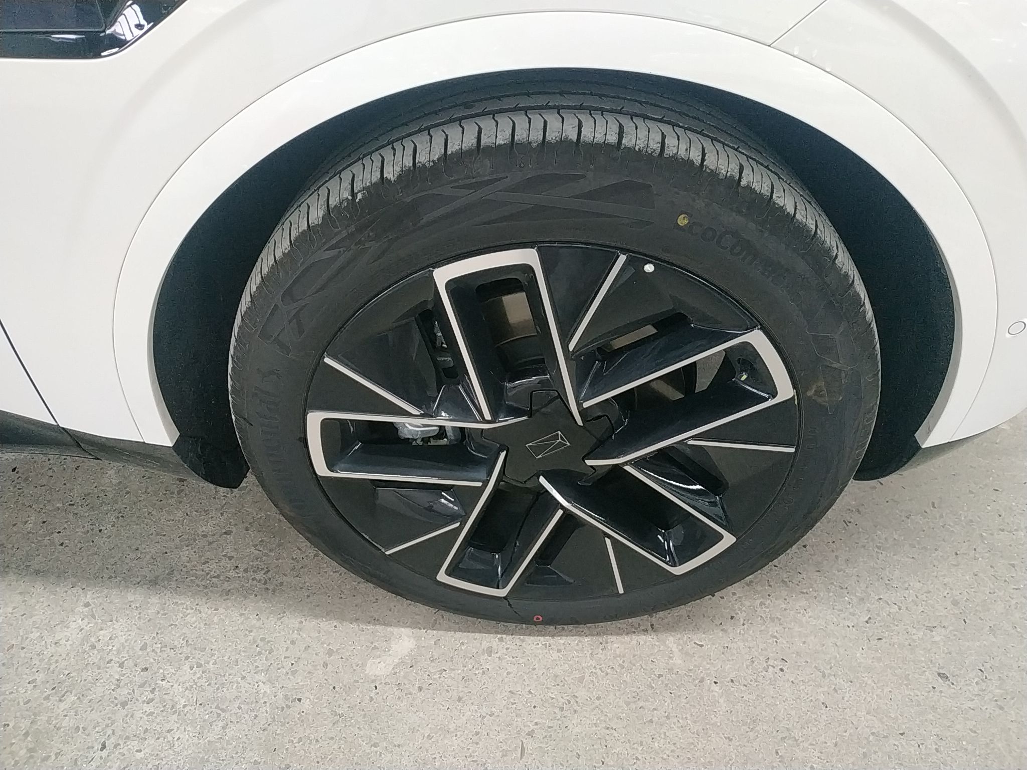 阿维塔11 2023款 长续航单电机版 5座