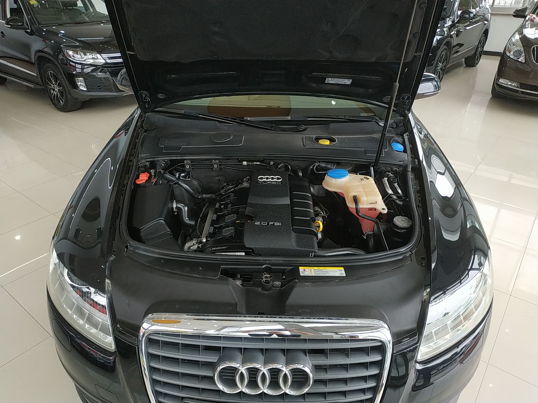 奥迪A6L 2011款 2.0 TFSI 自动标准型