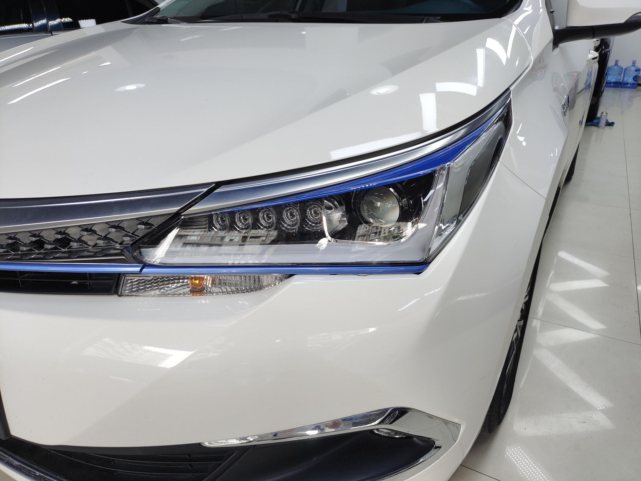 丰田 卡罗拉双擎E+ 2019款 1.8L 领先版