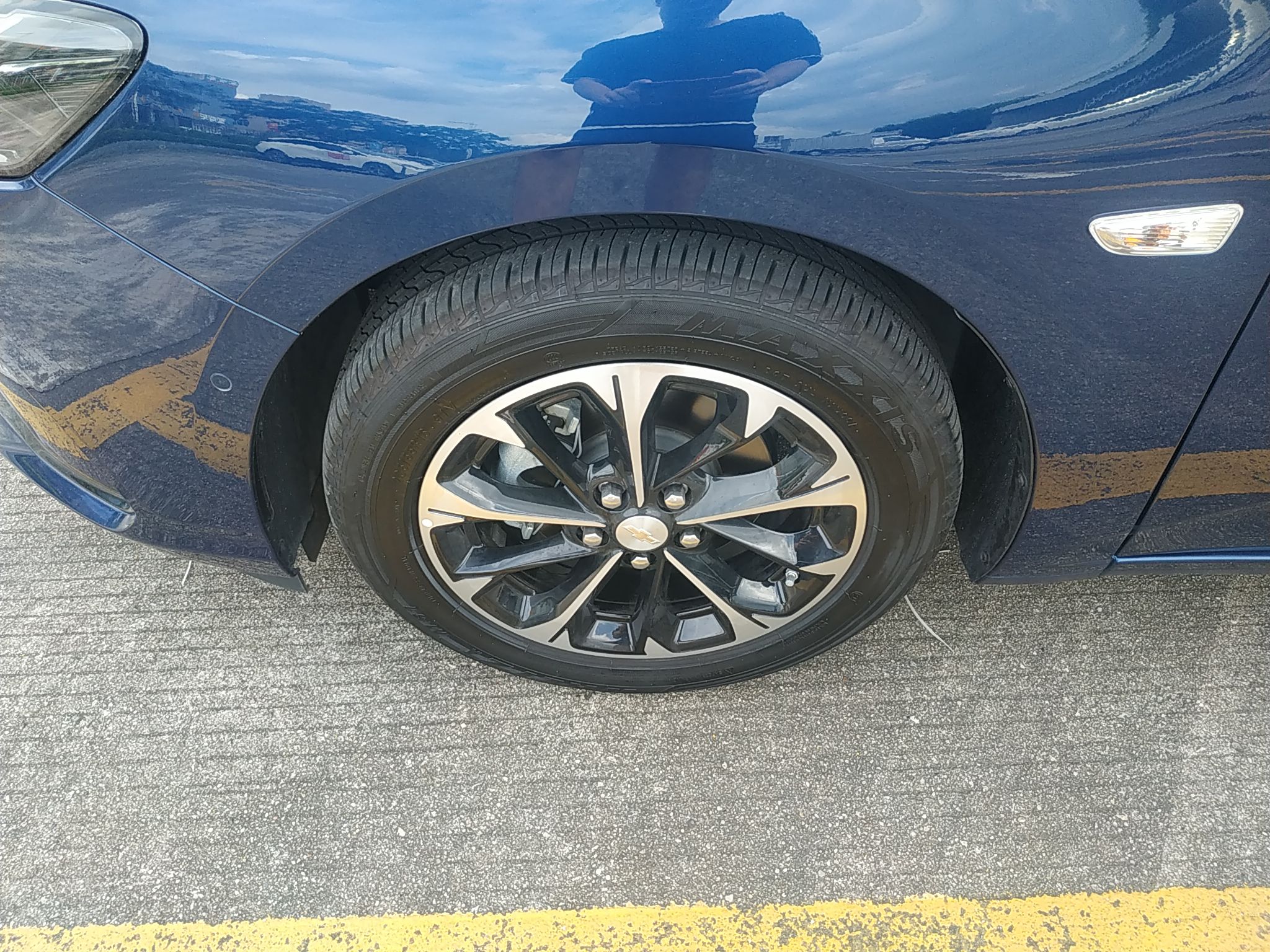 雪佛兰 科鲁泽 2023款 1.3T 轻混自动尊享版