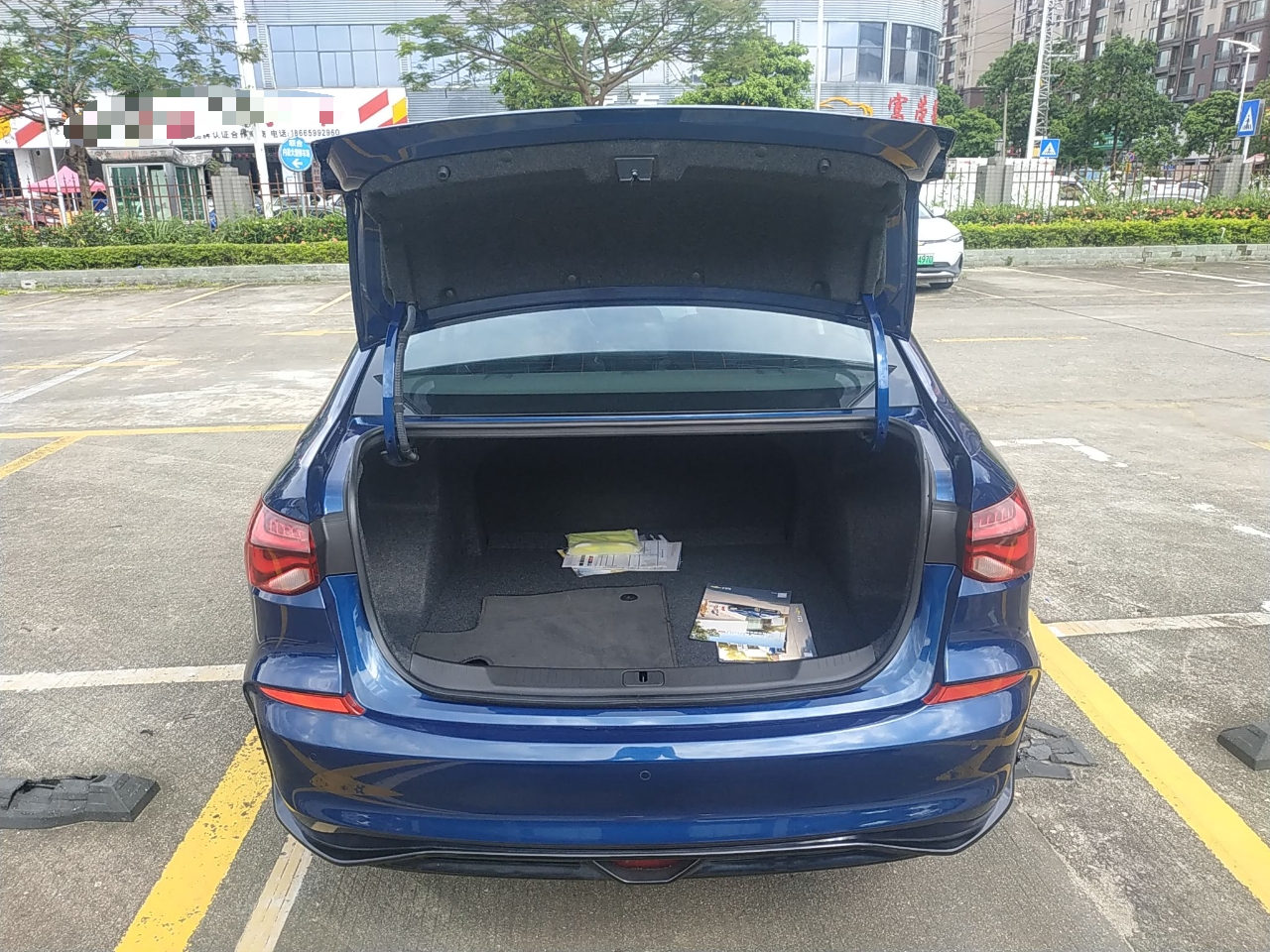 雪佛兰 科鲁泽 2023款 1.3T 轻混自动尊享版