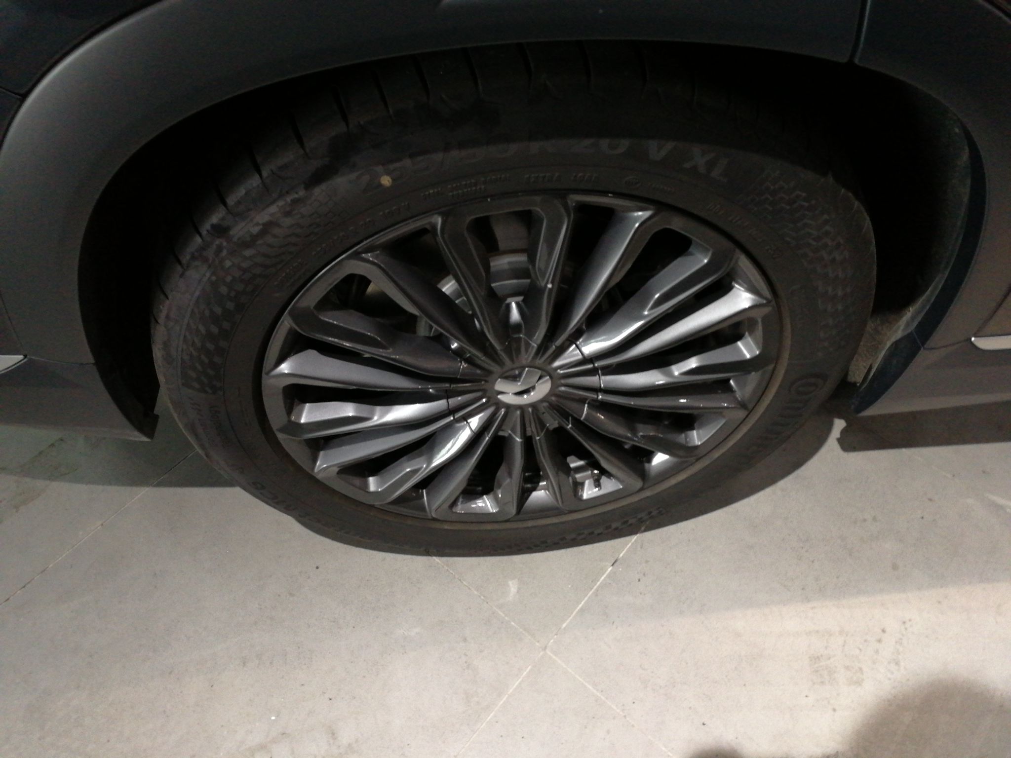 蔚来ES8 2020款 415KM 基准版 六座版