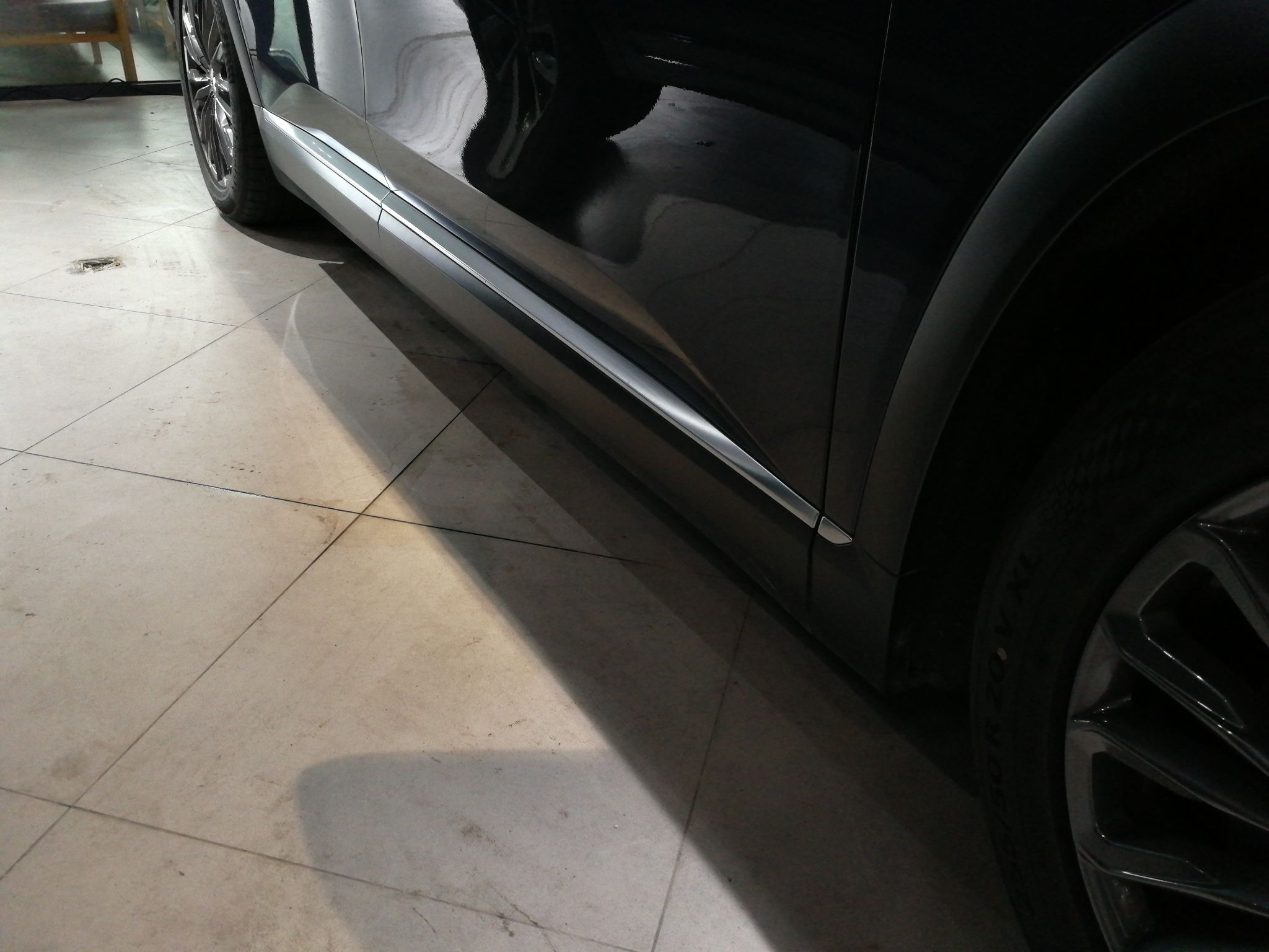 蔚来ES8 2020款 415KM 基准版 六座版