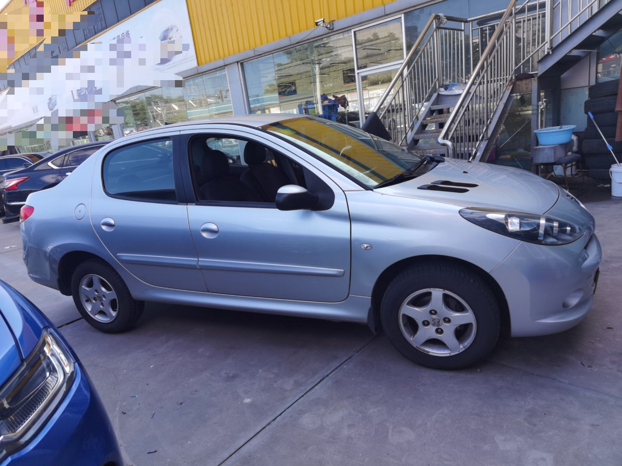 标致207 2011款 三厢 1.4L 手动驭乐版