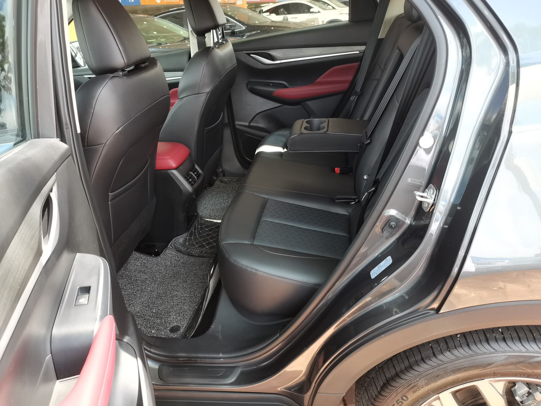 长安CS55 PLUS 2022款 蓝鲸版 1.5T DCT豪华型