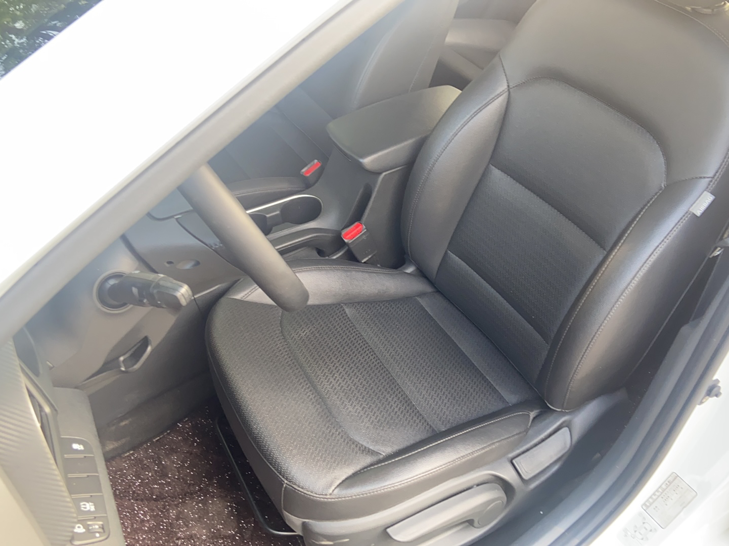 现代 领动 2019款 1.5L CVT智炫·精英型局部细节19