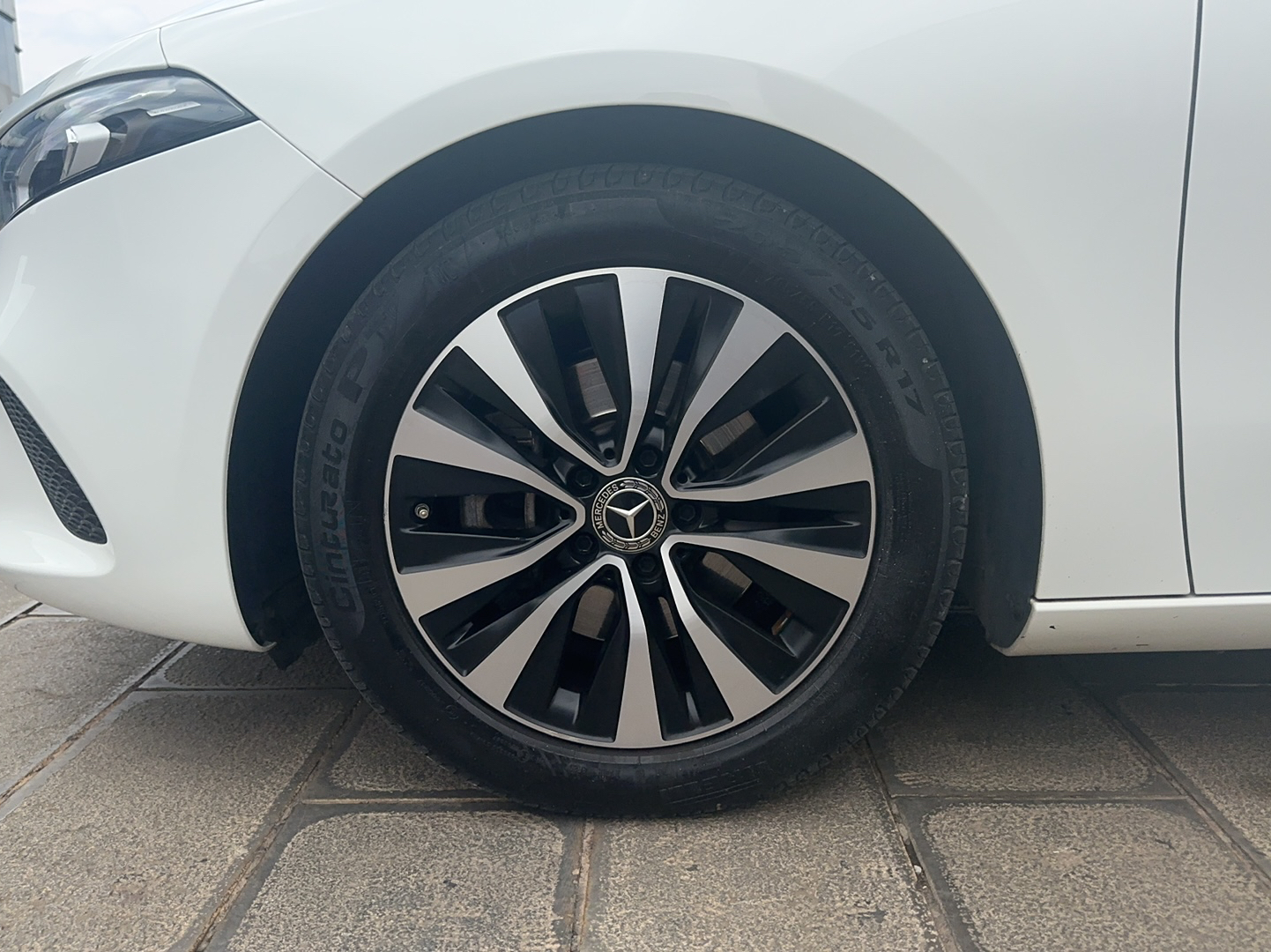 奔驰A级(进口) 2021款 A 200 动感型车身外观6007