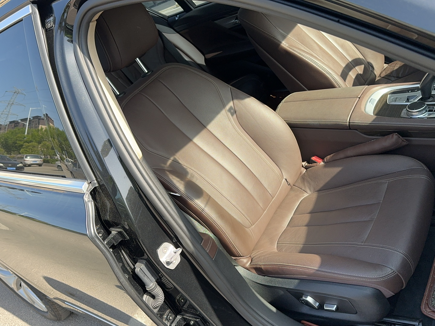 宝马7系 2017款 730Li 领先型局部细节41