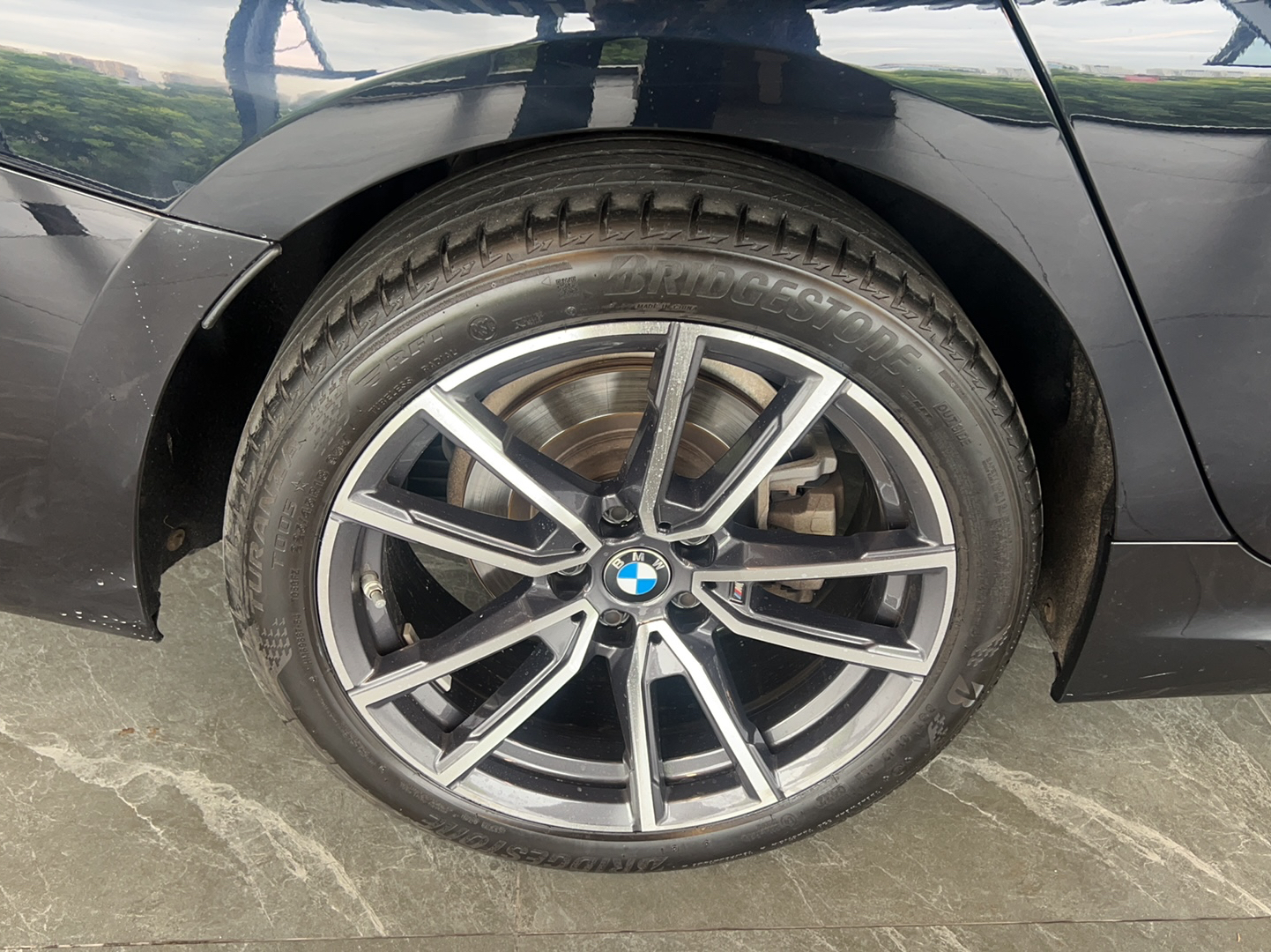 宝马3系 2022款 改款 320Li M运动套装车身外观6008