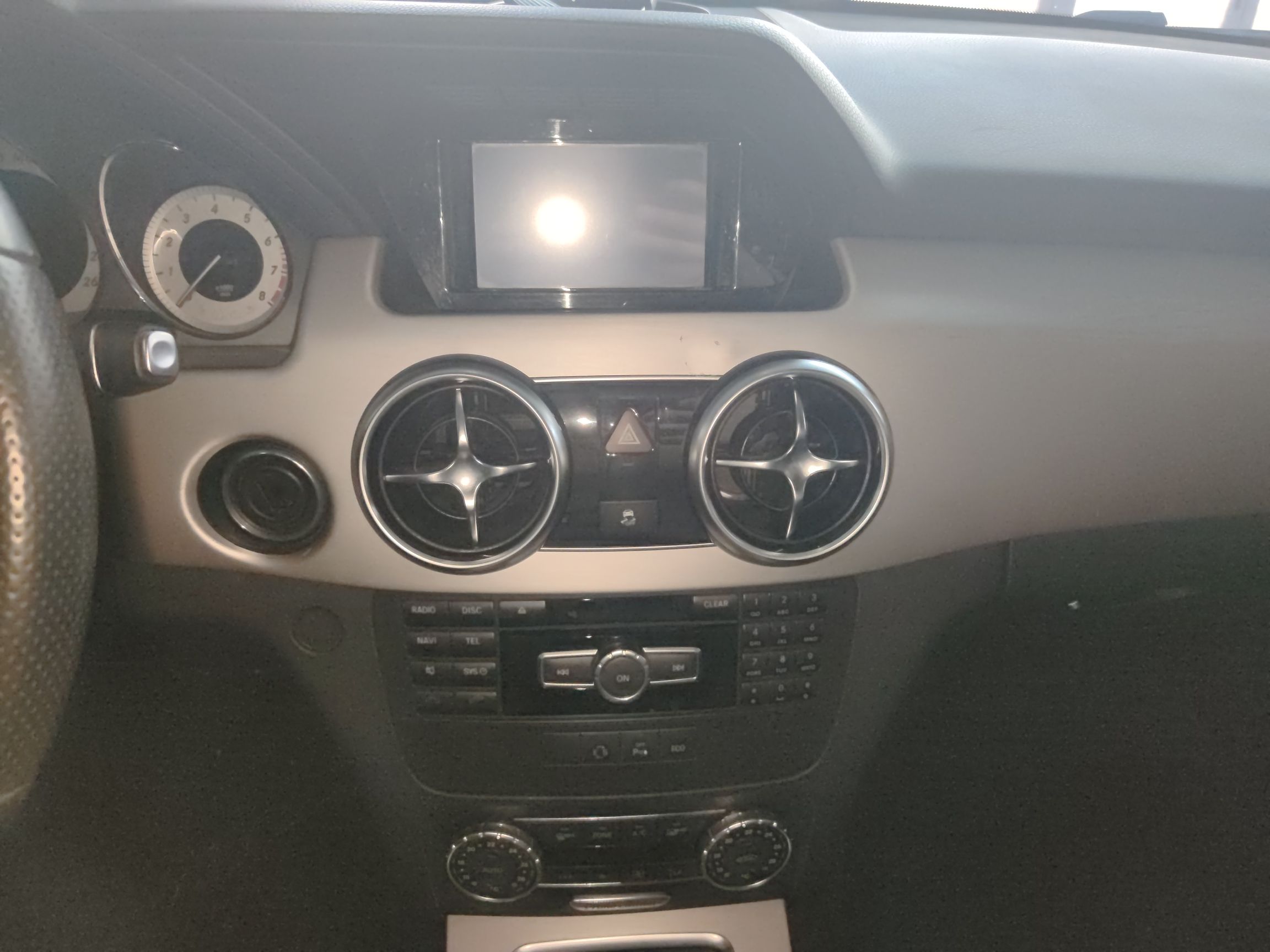 奔驰GLK级 2015款 GLK 260 4MATIC 动感型 极致版局部细节16