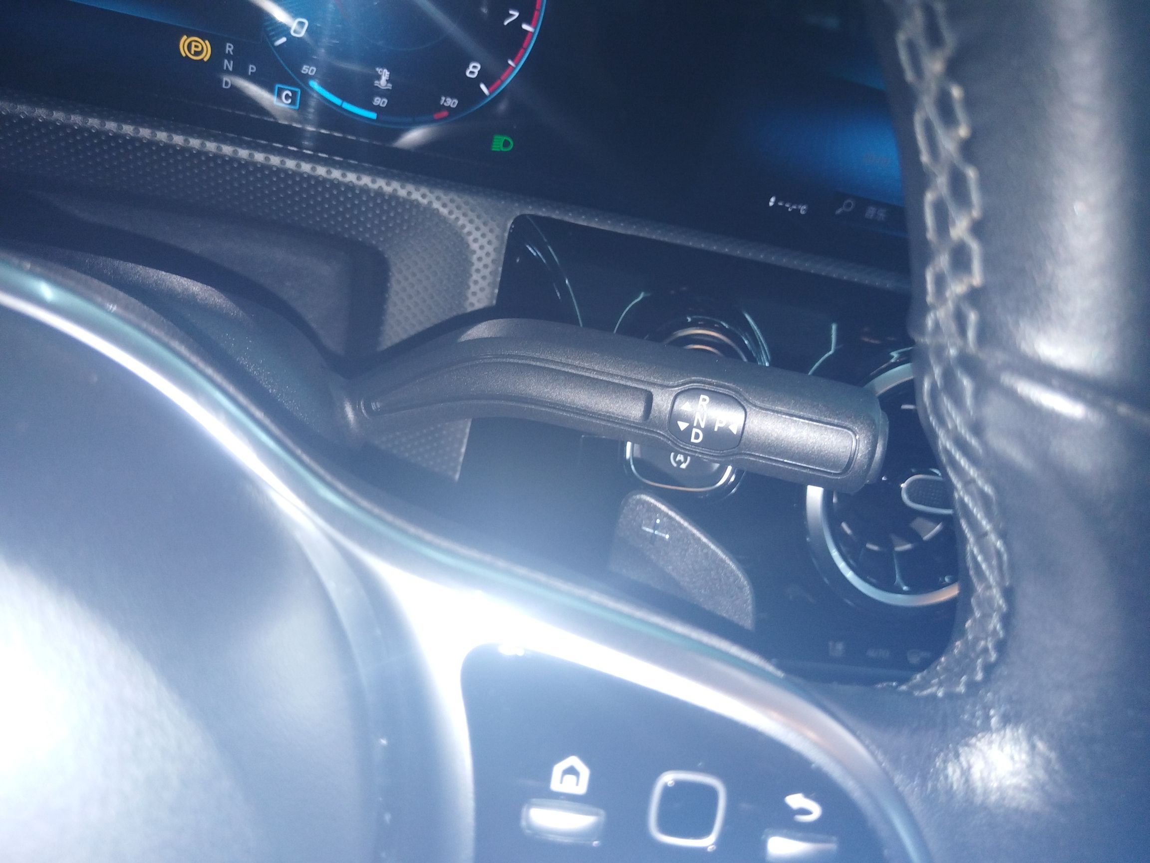 奔驰A级(进口) 2021款 A 200 动感型局部细节18