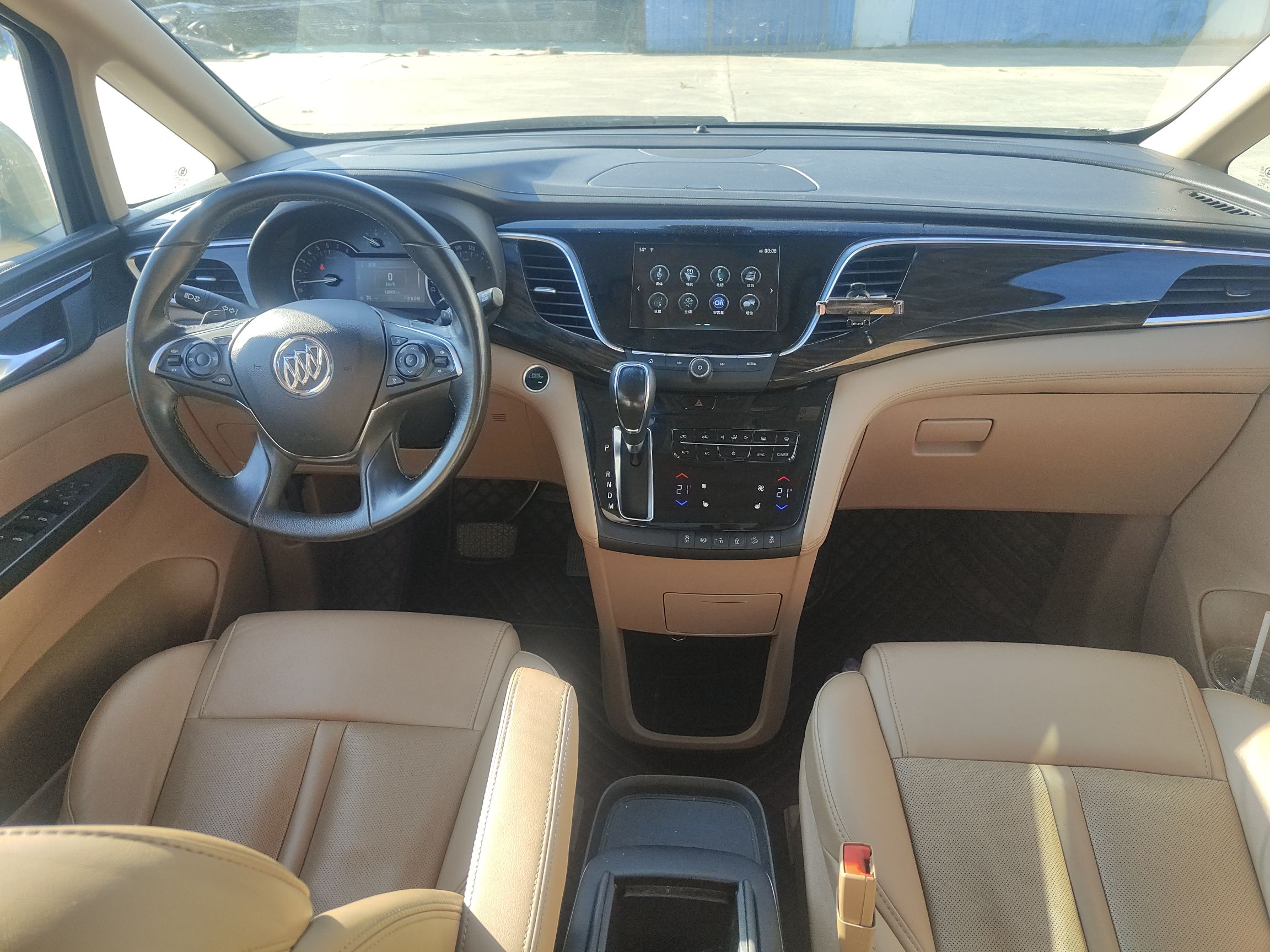 别克GL8 2018款 ES 28T 豪华型 国VI中控内饰7003