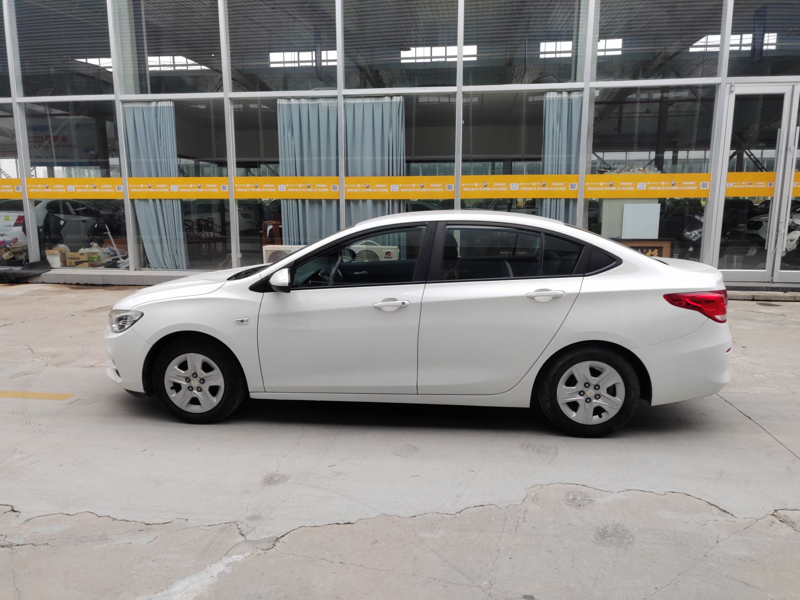 雪佛兰 科沃兹 2016款 1.5L 自动欣享版车身外观6005