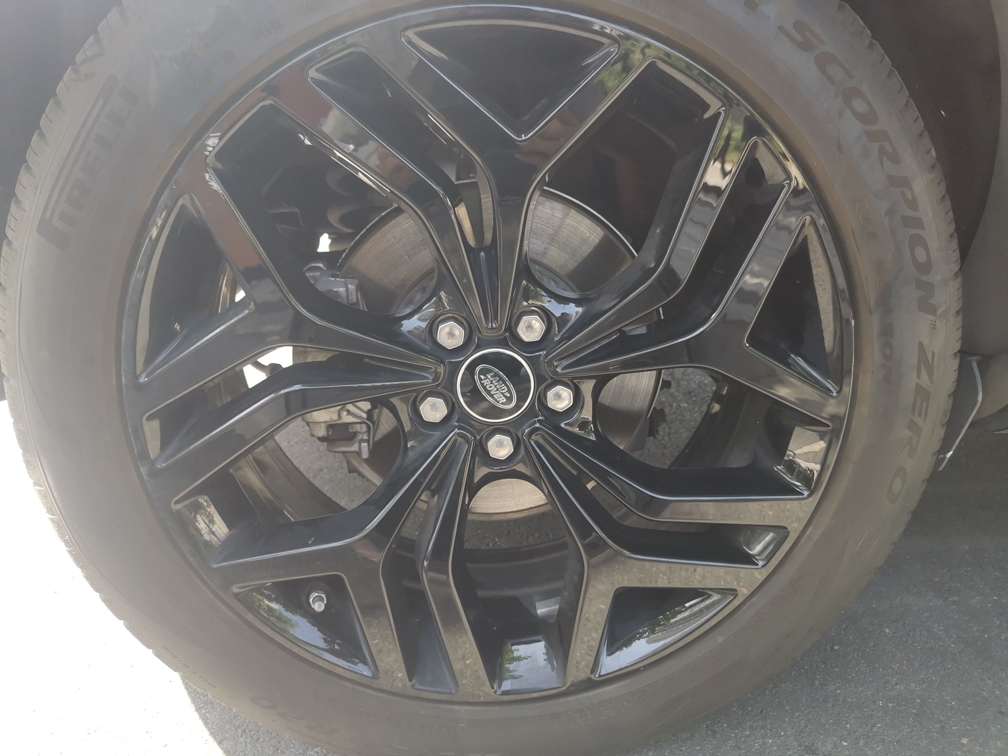 路虎 揽胜极光 2020款 249PS R-DYNAMIC SE 运动科技版局部细节9004